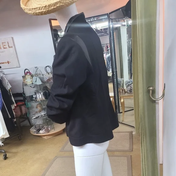 Dalia Collection Zip Jacket - Picture 10 of 13